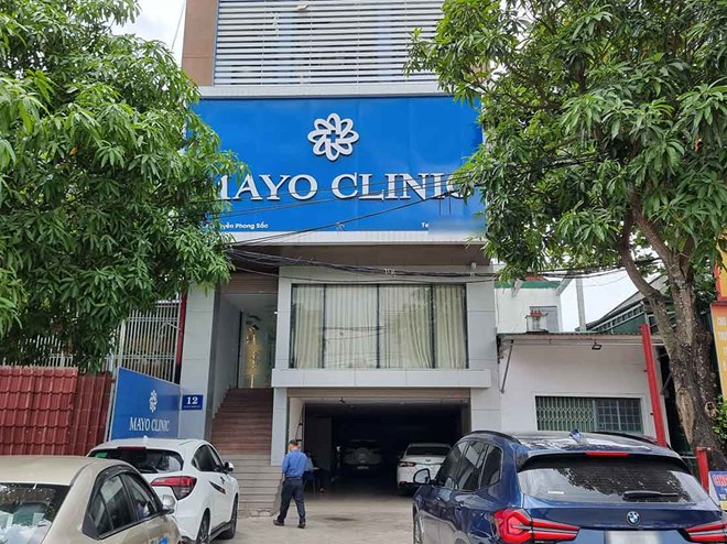 Viện thẩm mỹ Mayo Clinic Nghệ An (12 Nguyễn Phong Sắc, TP Vinh) đã bị xử phạt 104 triệu, đình chỉ hoạt động 4,5 tháng. Ảnh: Quang Đại